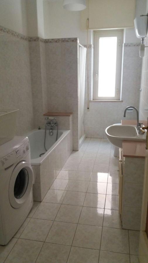 Appartamento Centrale Santa Marinella Apartment *